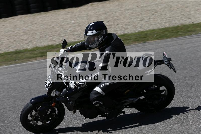/15 22.05.2026  Plüss Moto Sport  Discover the Bike ADR /Gruppe gruen - Bike 1/63